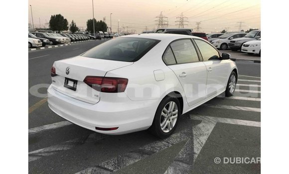 Buy Import Volkswagen Jetta White Car in Import - Dubai in Region of Bouenza Buy Import Volkswagen Jetta White Car in Import - Dubai in Region of Bouenza