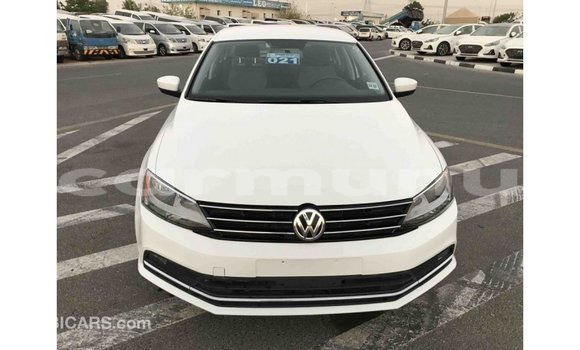 Buy Import Volkswagen Jetta White Car in Import - Dubai in Region of Bouenza Buy Import Volkswagen Jetta White Car in Import - Dubai in Region of Bouenza
