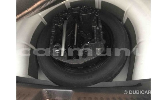 Buy Import Volkswagen Jetta White Car in Import - Dubai in Region of Bouenza Buy Import Volkswagen Jetta White Car in Import - Dubai in Region of Bouenza