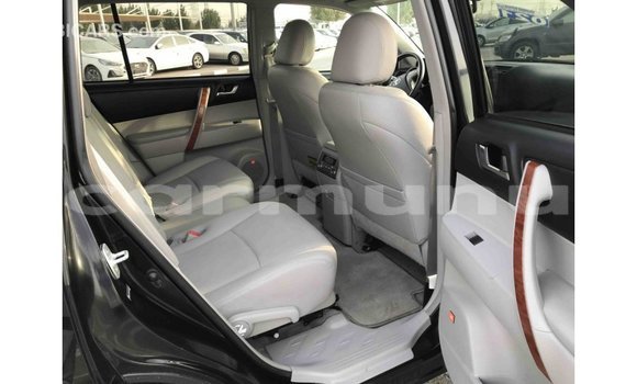 Buy Import Toyota Highlander Black Car in Import - Dubai in Region of Bouenza Buy Import Toyota Highlander Black Car in Import - Dubai in Region of Bouenza