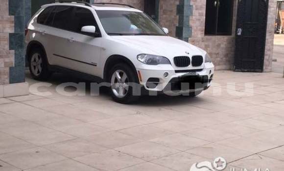 Acheter Occasion Voiture BMW 5–Series Blanc à Brazzaville, Commune de Brazzaville