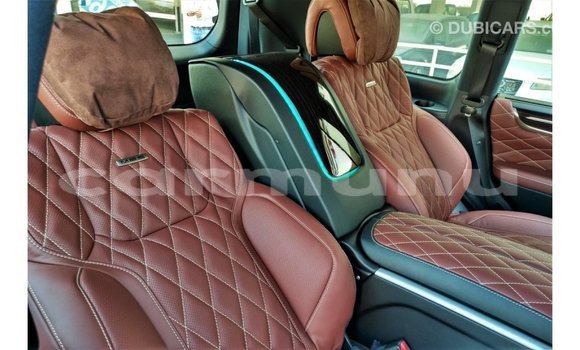 Acheter Import Voiture Lexus LX Noir à Import - Dubai, Région de la Bouenza Acheter Import Voiture Lexus LX Noir à Import - Dubai, Région de la Bouenza