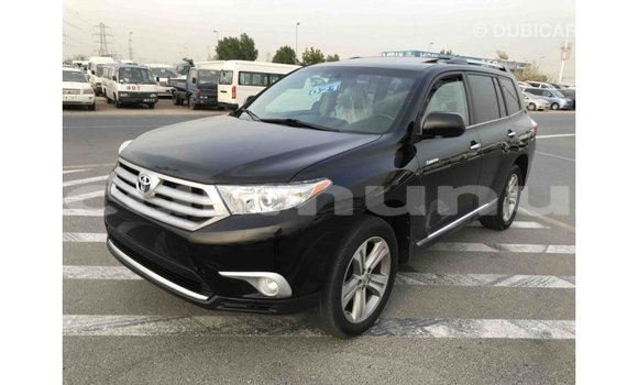 Buy Import Toyota Highlander Black Car in Import - Dubai in Region of Bouenza Buy Import Toyota Highlander Black Car in Import - Dubai in Region of Bouenza
