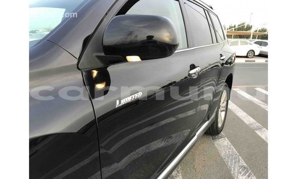 Buy Import Toyota Highlander Black Car in Import - Dubai in Region of Bouenza Buy Import Toyota Highlander Black Car in Import - Dubai in Region of Bouenza
