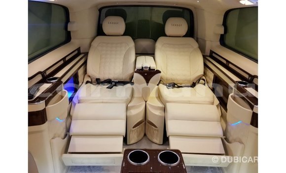 Buy Import Mercedes-Benz 250 Black Car in Import - Dubai in Region of Bouenza Buy Import Mercedes-Benz 250 Black Car in Import - Dubai in Region of Bouenza