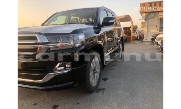 Buy Import Toyota Land Cruiser Black Car in Import - Dubai in Region of Bouenza Buy Import Toyota Land Cruiser Black Car in Import - Dubai in Region of Bouenza