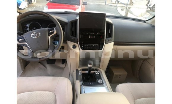 Buy Import Toyota Land Cruiser Black Car in Import - Dubai in Region of Bouenza Buy Import Toyota Land Cruiser Black Car in Import - Dubai in Region of Bouenza