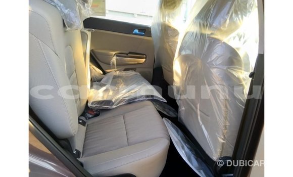 Acheter Import Voiture Kia Sportage Marron à Import - Dubai, Région de la Bouenza Acheter Import Voiture Kia Sportage Marron à Import - Dubai, Région de la Bouenza