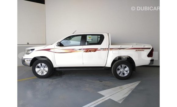 Buy Import Toyota Hilux White Car in Import - Dubai in Region of Bouenza Buy Import Toyota Hilux White Car in Import - Dubai in Region of Bouenza