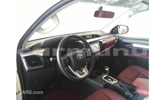 Buy Import Toyota Hilux White Car in Import - Dubai in Region of Bouenza Buy Import Toyota Hilux White Car in Import - Dubai in Region of Bouenza