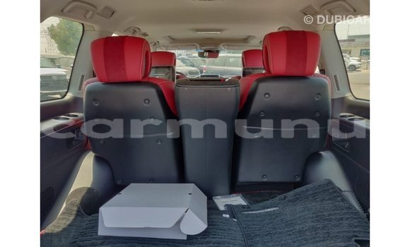 Acheter Import Voiture Toyota Land Cruiser Noir à Import - Dubai, Région de la Bouenza Acheter Import Voiture Toyota Land Cruiser Noir à Import - Dubai, Région de la Bouenza