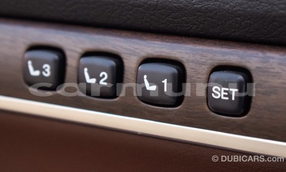 Buy Import Toyota Land Cruiser White Car in Import - Dubai in Region of Bouenza Buy Import Toyota Land Cruiser White Car in Import - Dubai in Region of Bouenza