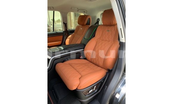 Acheter Import Voiture Toyota Land Cruiser Noir à Import - Dubai, Région de la Bouenza Acheter Import Voiture Toyota Land Cruiser Noir à Import - Dubai, Région de la Bouenza