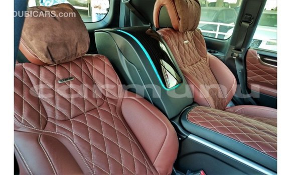 Acheter Import Voiture Lexus LX Noir à Import - Dubai, Région de la Bouenza Acheter Import Voiture Lexus LX Noir à Import - Dubai, Région de la Bouenza