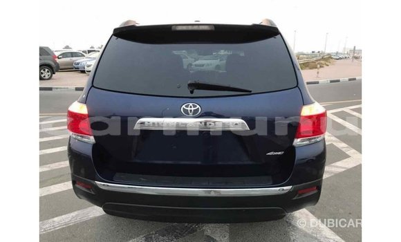 Acheter Import Voiture Toyota Highlander Bleu à Import - Dubai, Région de la Bouenza Acheter Import Voiture Toyota Highlander Bleu à Import - Dubai, Région de la Bouenza