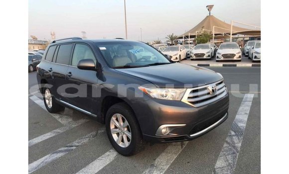 Buy Import Toyota Highlander Other Car in Import - Dubai in Region of Bouenza Buy Import Toyota Highlander Other Car in Import - Dubai in Region of Bouenza