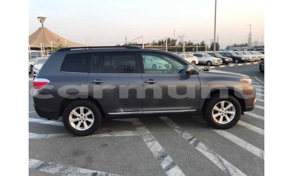 Buy Import Toyota Highlander Other Car in Import - Dubai in Region of Bouenza Buy Import Toyota Highlander Other Car in Import - Dubai in Region of Bouenza
