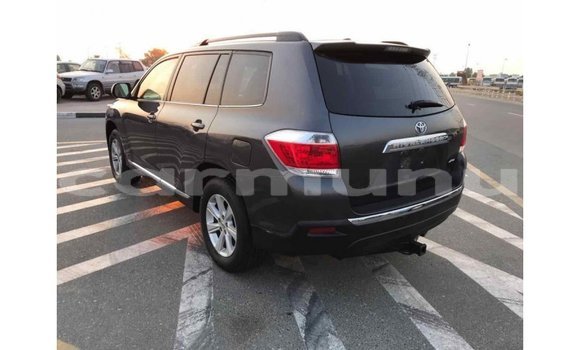 Buy Import Toyota Highlander Other Car in Import - Dubai in Region of Bouenza Buy Import Toyota Highlander Other Car in Import - Dubai in Region of Bouenza