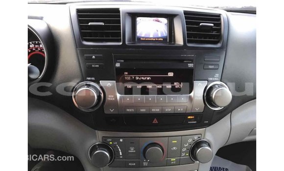 Buy Import Toyota Highlander Other Car in Import - Dubai in Region of Bouenza Buy Import Toyota Highlander Other Car in Import - Dubai in Region of Bouenza