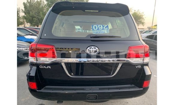 Buy Import Toyota Land Cruiser Black Car in Import - Dubai in Region of Bouenza Buy Import Toyota Land Cruiser Black Car in Import - Dubai in Region of Bouenza