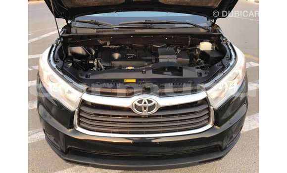 Buy Import Toyota Highlander Black Car in Import - Dubai in Region of Bouenza Buy Import Toyota Highlander Black Car in Import - Dubai in Region of Bouenza