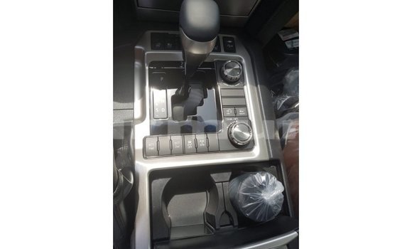 Acheter Import Voiture Toyota Land Cruiser Marron à Import - Dubai, Région de la Bouenza Acheter Import Voiture Toyota Land Cruiser Marron à Import - Dubai, Région de la Bouenza