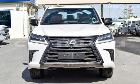 Acheter Import Voiture Lexus LX Blanc à Import - Dubai, Région de la Bouenza Acheter Import Voiture Lexus LX Blanc à Import - Dubai, Région de la Bouenza