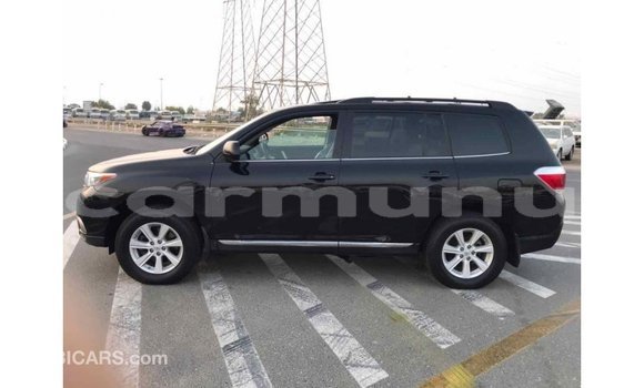 Buy Import Toyota Highlander Black Car in Import - Dubai in Region of Bouenza Buy Import Toyota Highlander Black Car in Import - Dubai in Region of Bouenza