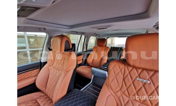 Buy Import Toyota Land Cruiser Black Car in Import - Dubai in Region of Bouenza Buy Import Toyota Land Cruiser Black Car in Import - Dubai in Region of Bouenza