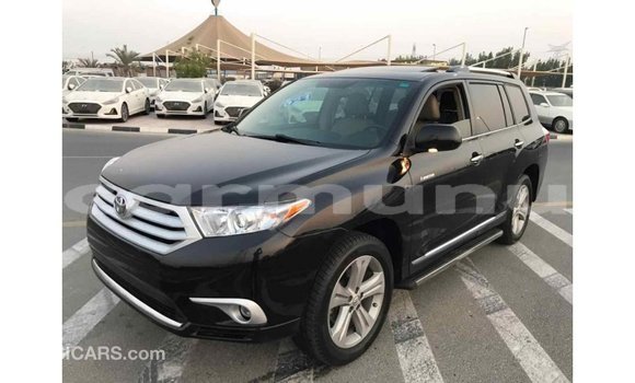 Buy Import Toyota Highlander Black Car in Import - Dubai in Region of Bouenza Buy Import Toyota Highlander Black Car in Import - Dubai in Region of Bouenza