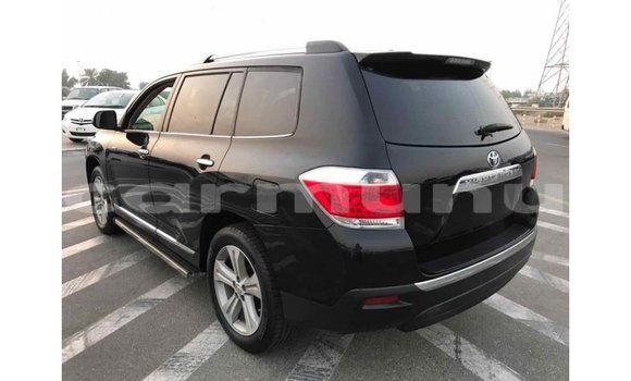 Buy Import Toyota Highlander Black Car in Import - Dubai in Region of Bouenza Buy Import Toyota Highlander Black Car in Import - Dubai in Region of Bouenza