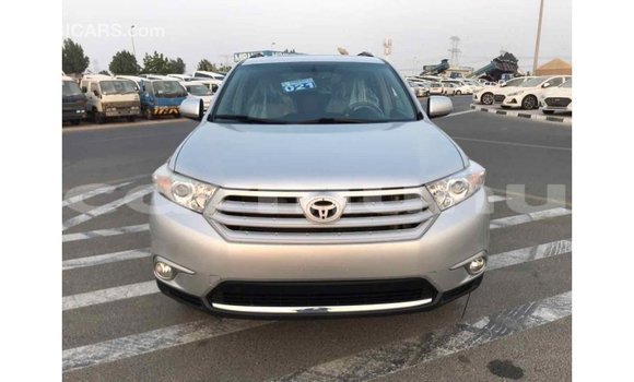 Buy Import Toyota Highlander Other Car in Import - Dubai in Region of Bouenza Buy Import Toyota Highlander Other Car in Import - Dubai in Region of Bouenza
