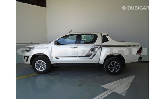 Buy Import Toyota Hilux White Car in Import - Dubai in Region of Bouenza Buy Import Toyota Hilux White Car in Import - Dubai in Region of Bouenza