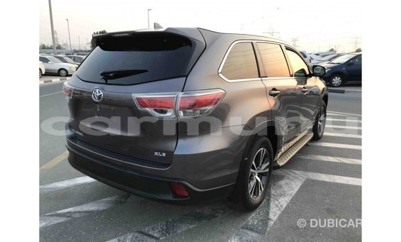Buy Import Toyota Highlander Other Car in Import - Dubai in Region of Bouenza Buy Import Toyota Highlander Other Car in Import - Dubai in Region of Bouenza