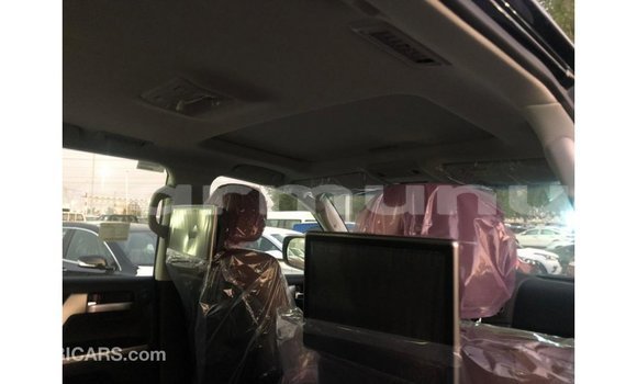 Buy Import Toyota Land Cruiser Black Car in Import - Dubai in Region of Bouenza Buy Import Toyota Land Cruiser Black Car in Import - Dubai in Region of Bouenza
