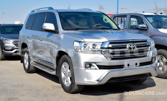 Buy Import Toyota Land Cruiser Other Car in Import - Dubai in Region of Bouenza Buy Import Toyota Land Cruiser Other Car in Import - Dubai in Region of Bouenza