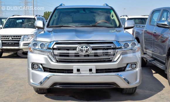 Buy Import Toyota Land Cruiser Other Car in Import - Dubai in Region of Bouenza Buy Import Toyota Land Cruiser Other Car in Import - Dubai in Region of Bouenza