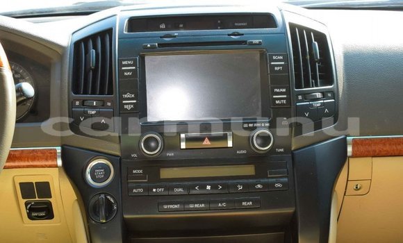 Buy Import Toyota Land Cruiser Other Car in Import - Dubai in Region of Bouenza Buy Import Toyota Land Cruiser Other Car in Import - Dubai in Region of Bouenza