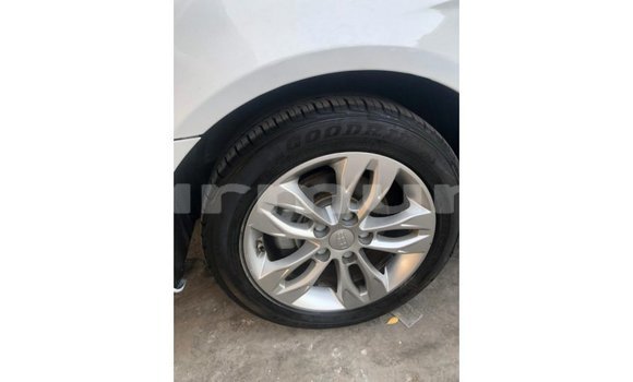 Buy Import Geely Emgrand 7 White Car in Import - Dubai in Region of Bouenza Buy Import Geely Emgrand 7 White Car in Import - Dubai in Region of Bouenza