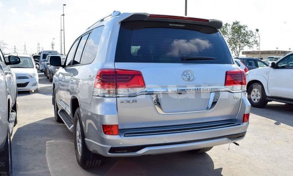 Buy Import Toyota Land Cruiser Other Car in Import - Dubai in Region of Bouenza Buy Import Toyota Land Cruiser Other Car in Import - Dubai in Region of Bouenza