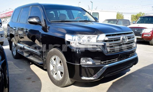 Buy Import Toyota Land Cruiser Black Car in Import - Dubai in Region of Bouenza Buy Import Toyota Land Cruiser Black Car in Import - Dubai in Region of Bouenza