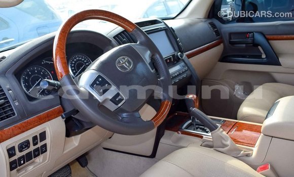 Buy Import Toyota Land Cruiser Black Car in Import - Dubai in Region of Bouenza Buy Import Toyota Land Cruiser Black Car in Import - Dubai in Region of Bouenza