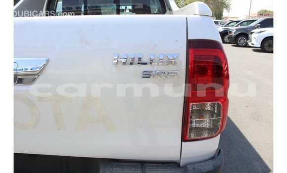 Buy Import Toyota Hilux White Car in Import - Dubai in Region of Bouenza Buy Import Toyota Hilux White Car in Import - Dubai in Region of Bouenza