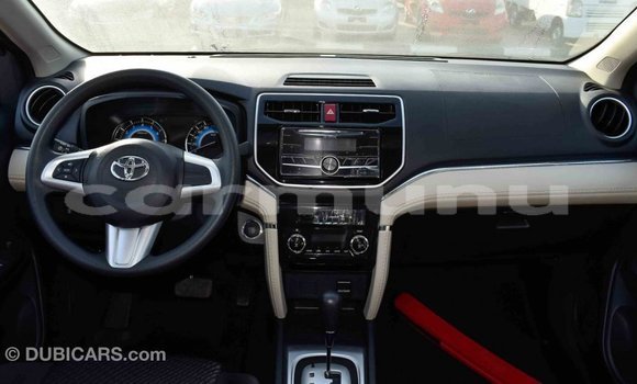 Acheter Import Voiture Toyota Rush Rouge à Import - Dubai, Région de la Bouenza Acheter Import Voiture Toyota Rush Rouge à Import - Dubai, Région de la Bouenza