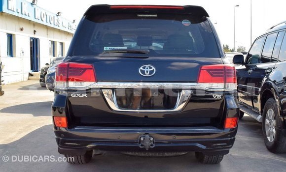 Buy Import Toyota Land Cruiser Black Car in Import - Dubai in Region of Bouenza Buy Import Toyota Land Cruiser Black Car in Import - Dubai in Region of Bouenza