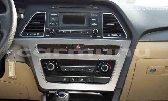 Acheter Import Voiture Hyundai Sonata Marron à Import - Dubai, Région de la Bouenza Acheter Import Voiture Hyundai Sonata Marron à Import - Dubai, Région de la Bouenza