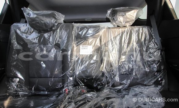 Acheter Import Voiture Hyundai Santa Fe Blanc à Import - Dubai, Région de la Bouenza Acheter Import Voiture Hyundai Santa Fe Blanc à Import - Dubai, Région de la Bouenza
