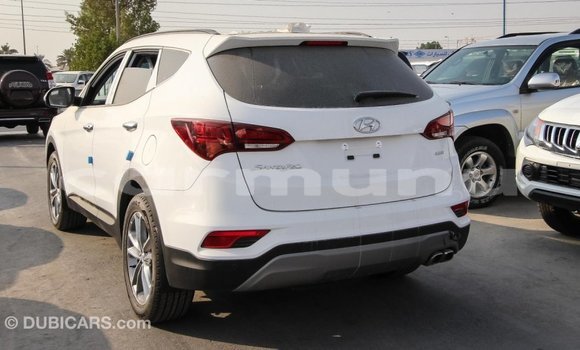 Acheter Import Voiture Hyundai Santa Fe Blanc à Import - Dubai, Région de la Bouenza Acheter Import Voiture Hyundai Santa Fe Blanc à Import - Dubai, Région de la Bouenza