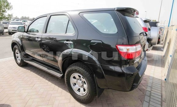 Buy Import Toyota Fortuner Black Car in Import - Dubai in Region of Bouenza Buy Import Toyota Fortuner Black Car in Import - Dubai in Region of Bouenza