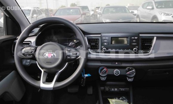 Acheter Import Voiture Kia Rio Blanc à Import - Dubai, Région de la Bouenza Acheter Import Voiture Kia Rio Blanc à Import - Dubai, Région de la Bouenza